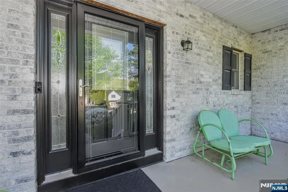 540 Burlington Street Paramus, NJ 07652