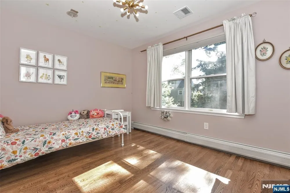 540 Burlington Street Paramus, NJ 07652
