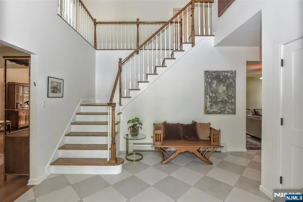 540 Burlington Street Paramus, NJ 07652