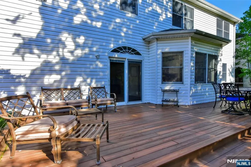 540 Burlington Street Paramus, NJ 07652