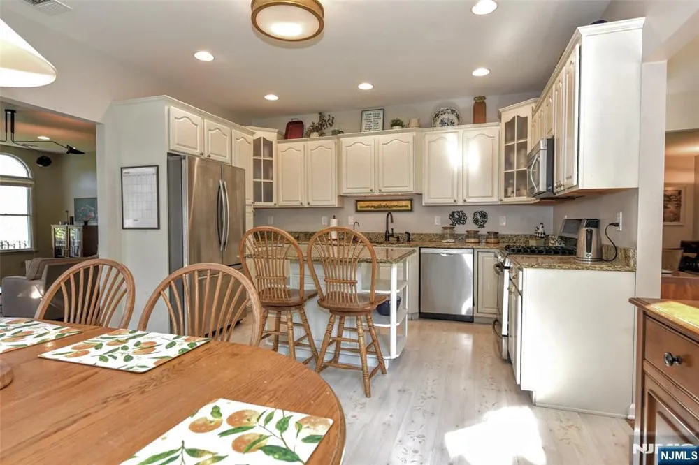 540 Burlington Street Paramus, NJ 07652