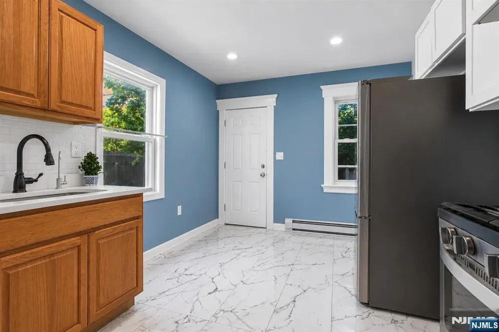 268 Halsted Street East Orange, NJ 07018
