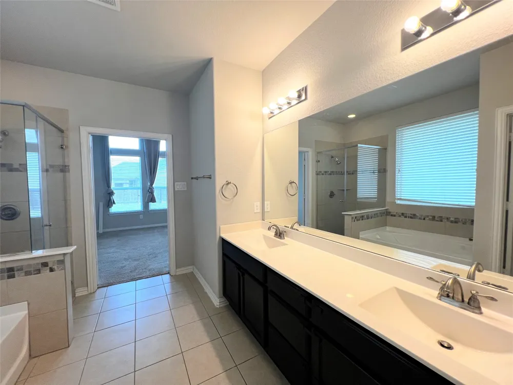 613 Palmilla Street Leander, TX 78641