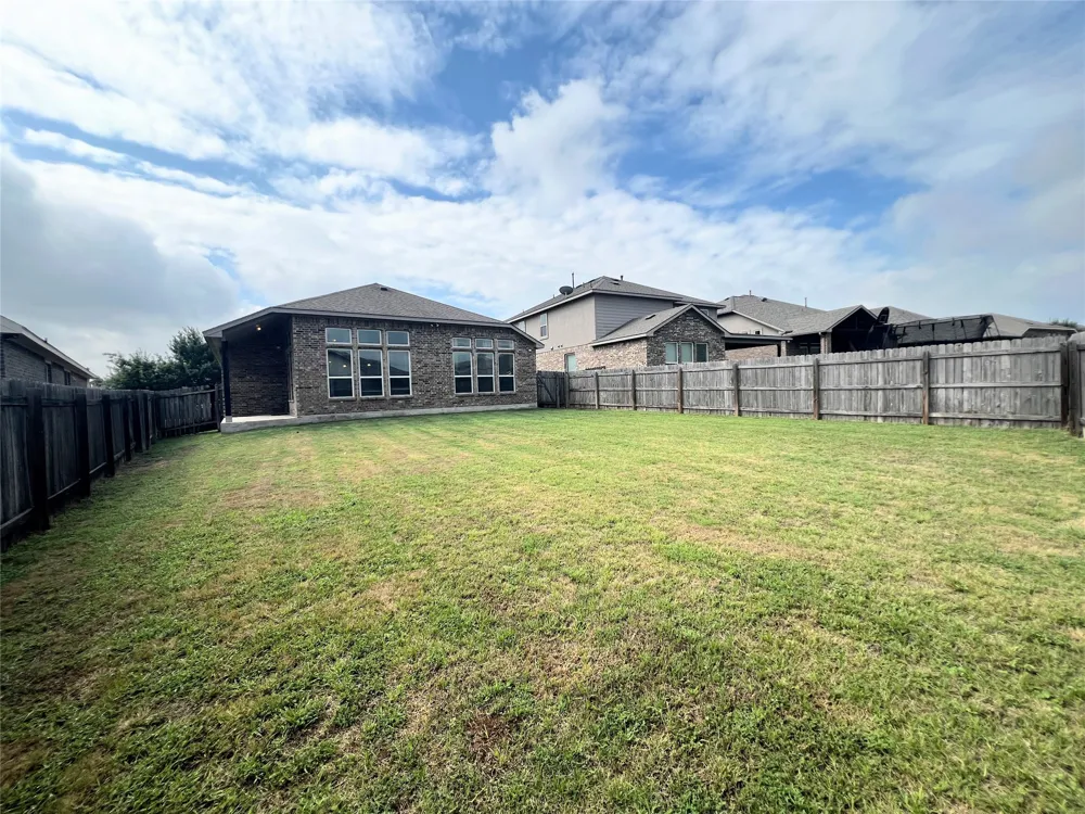 613 Palmilla Street Leander, TX 78641