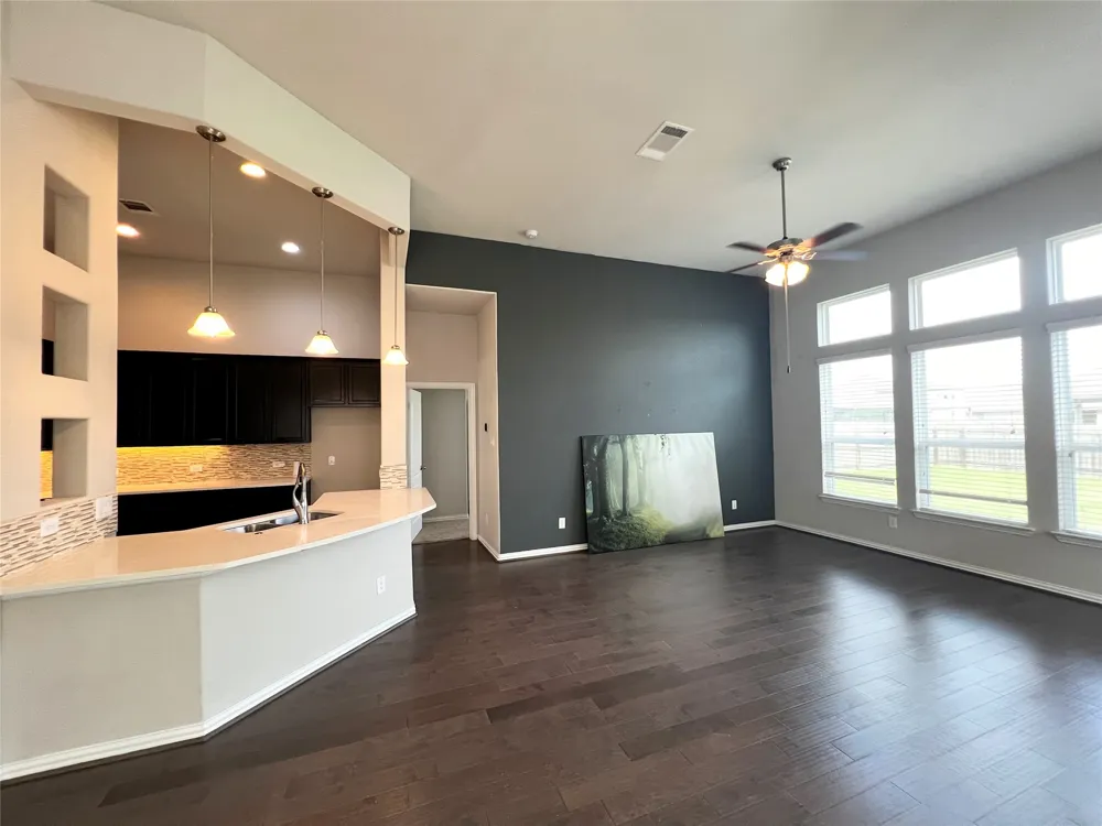 613 Palmilla Street Leander, TX 78641