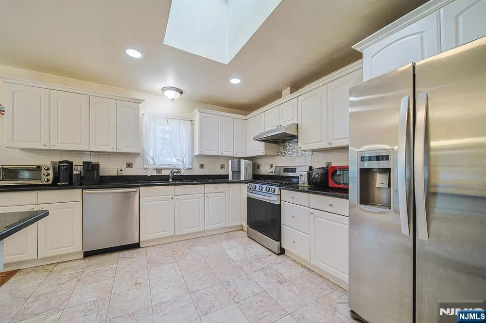 18 Carter Street Norwood, NJ 07648