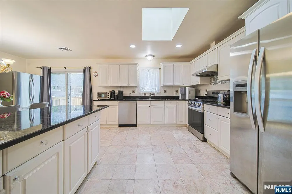 18 Carter Street Norwood, NJ 07648