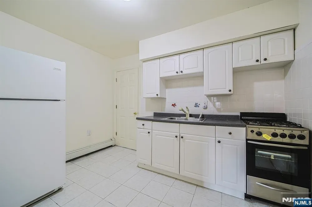 18 Carter Street Norwood, NJ 07648