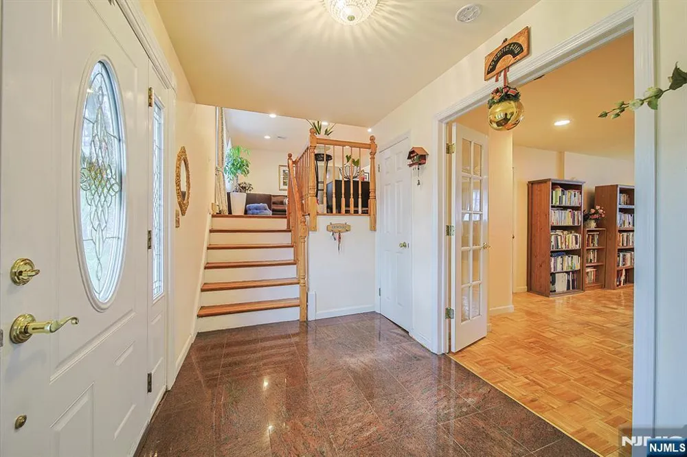 18 Carter Street Norwood, NJ 07648