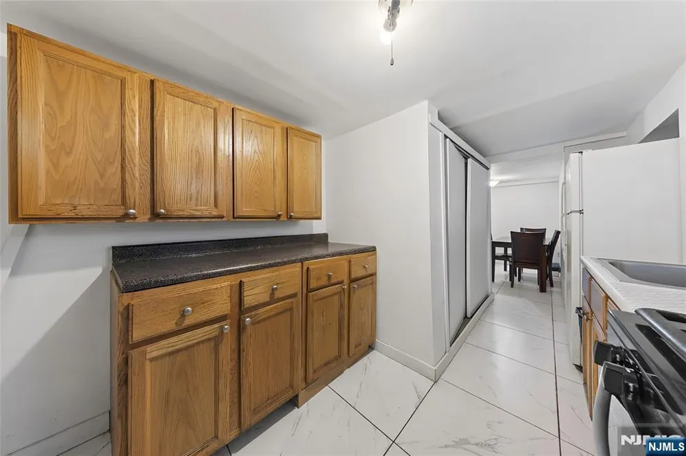 14-16 Dey Street Paterson, NJ 07503