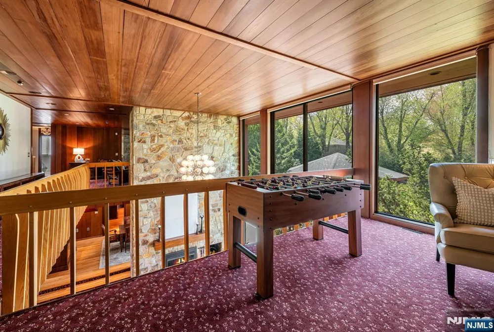 84 Bogerts Mill Road Harrington Park, NJ 07640