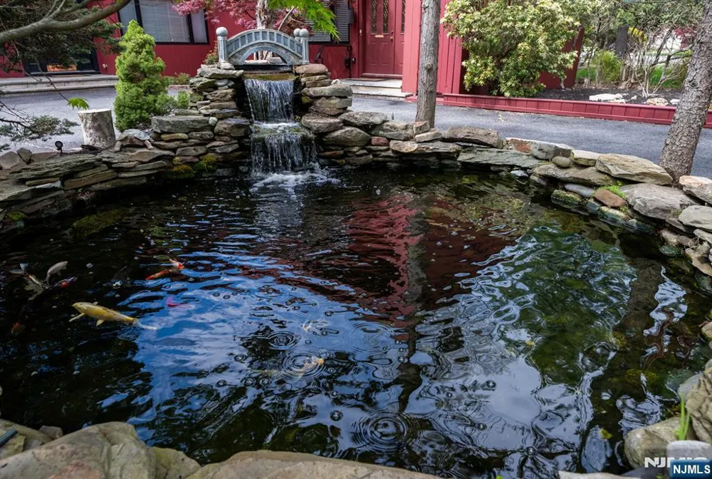 84 Bogerts Mill Road Harrington Park, NJ 07640