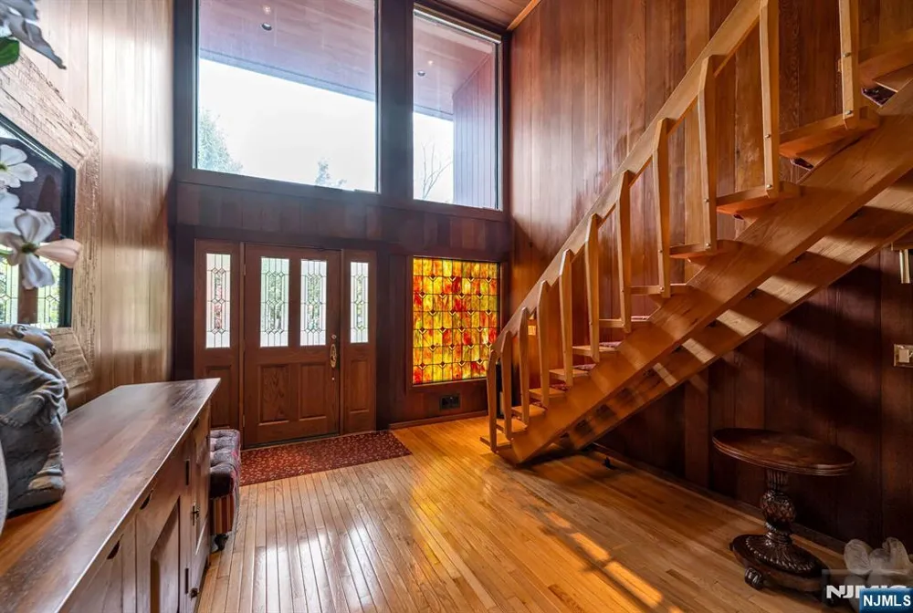 84 Bogerts Mill Road Harrington Park, NJ 07640
