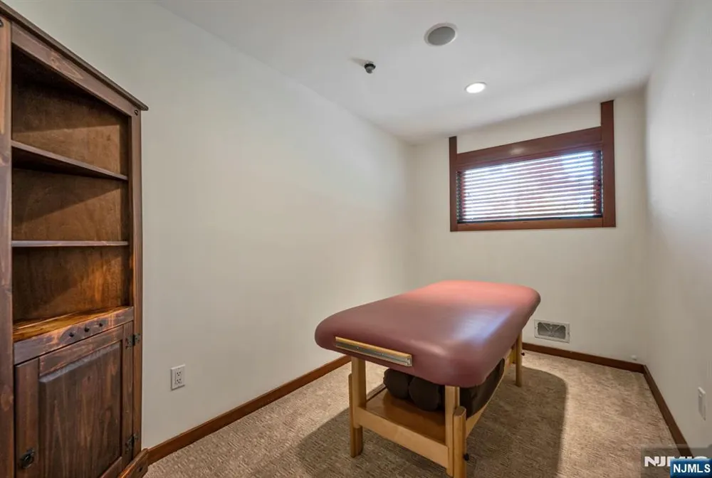 84 Bogerts Mill Road Harrington Park, NJ 07640