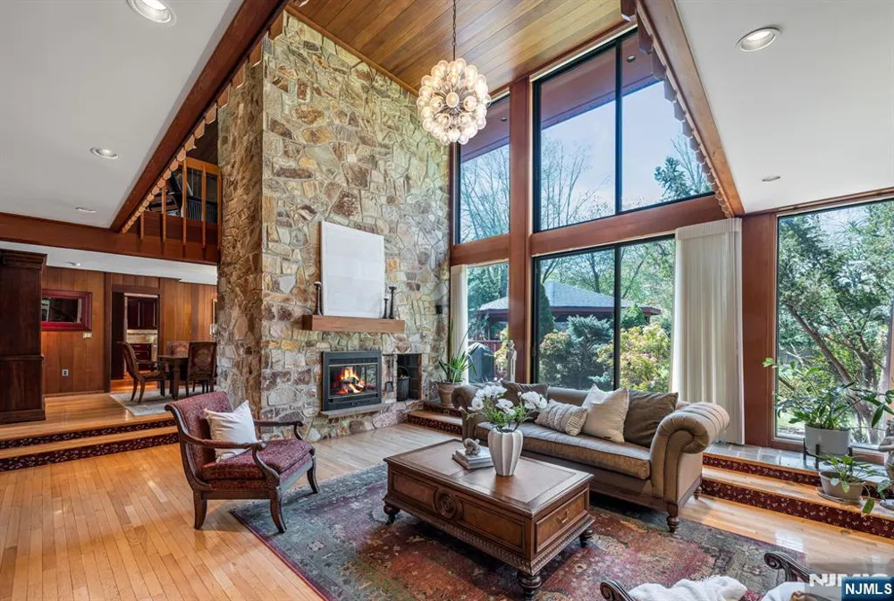 84 Bogerts Mill Road Harrington Park, NJ 07640