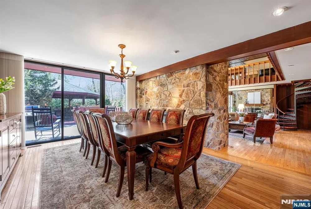 84 Bogerts Mill Road Harrington Park, NJ 07640