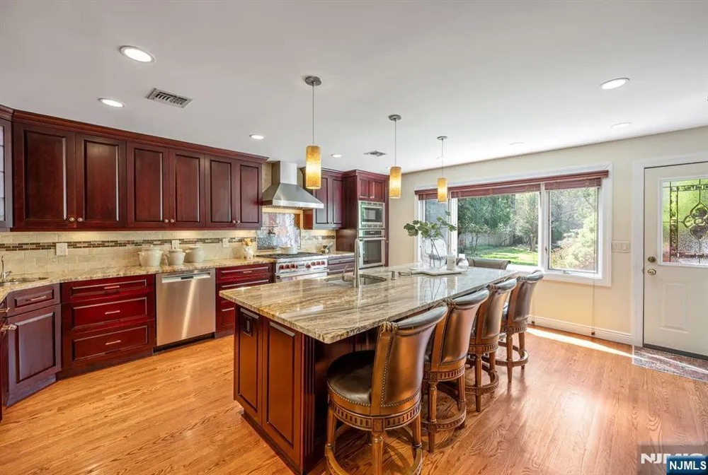 84 Bogerts Mill Road Harrington Park, NJ 07640