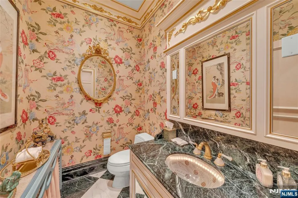 116 E Saddle River Road Saddle River, NJ 07458