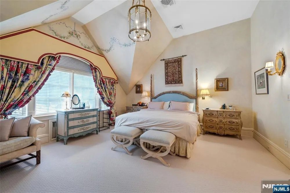 116 E Saddle River Road Saddle River, NJ 07458