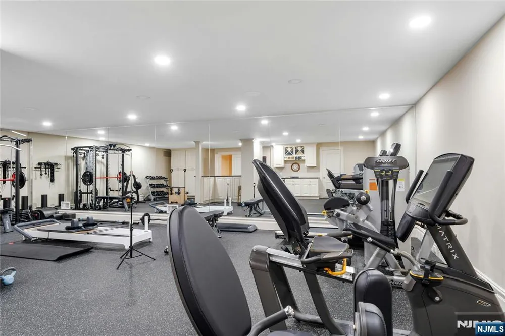 116 E Saddle River Road Saddle River, NJ 07458