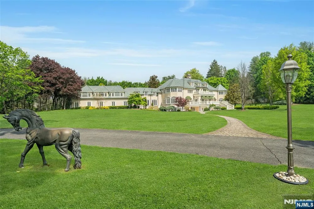 116 E Saddle River Road Saddle River, NJ 07458