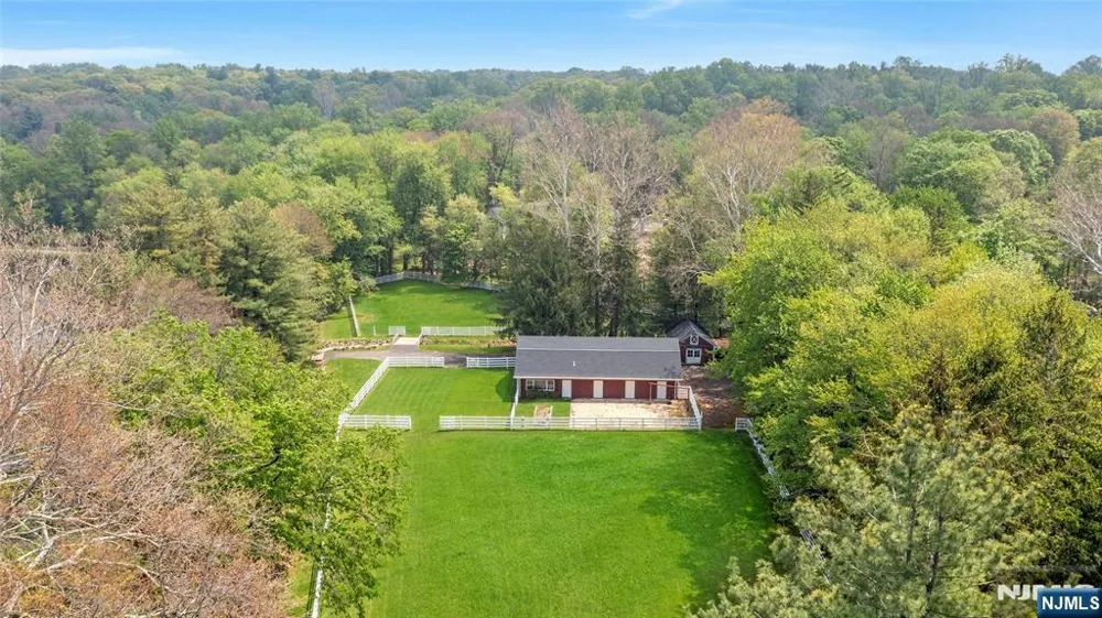 116 E Saddle River Road Saddle River, NJ 07458