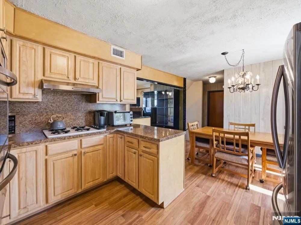 98 Moonachie Road Moonachie, NJ 07074