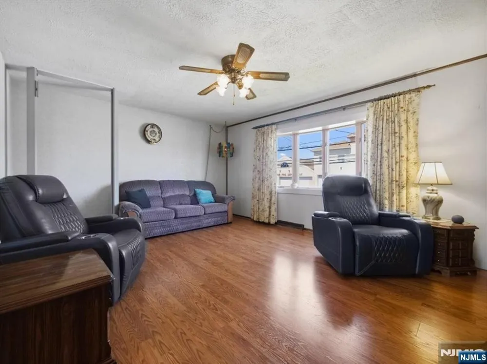 98 Moonachie Road Moonachie, NJ 07074