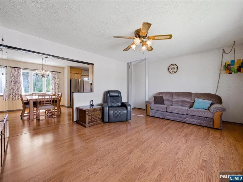 98 Moonachie Road Moonachie, NJ 07074