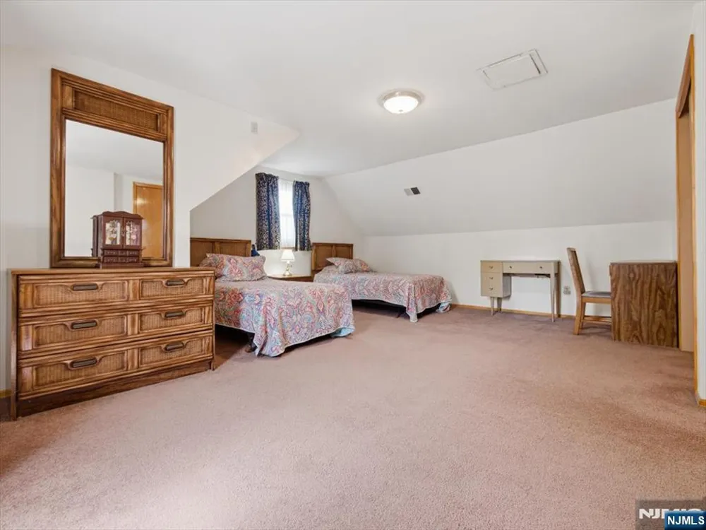98 Moonachie Road Moonachie, NJ 07074