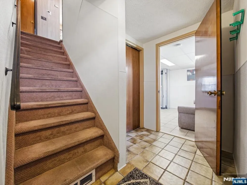 98 Moonachie Road Moonachie, NJ 07074