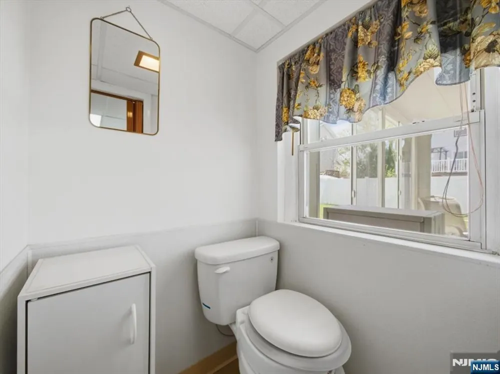 98 Moonachie Road Moonachie, NJ 07074