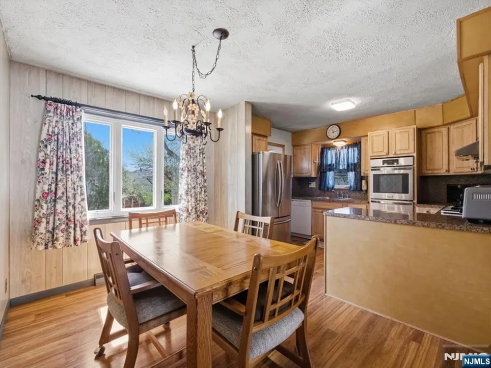 98 Moonachie Road Moonachie, NJ 07074