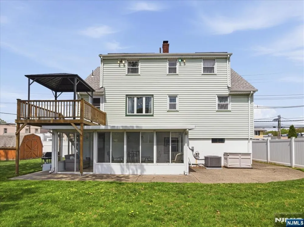 98 Moonachie Road Moonachie, NJ 07074