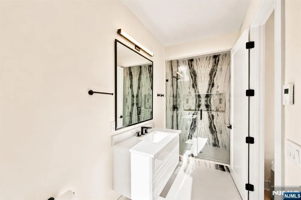 3 Mountain View Court Demarest, NJ 07627
