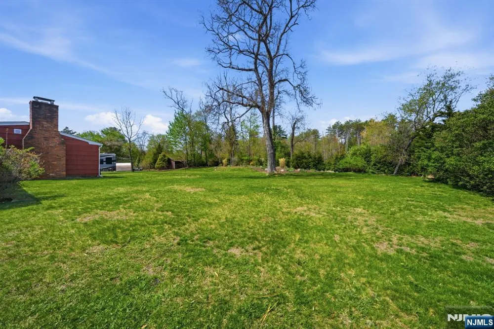 49 Heather Hills Drive Jefferson Township, NJ 07438