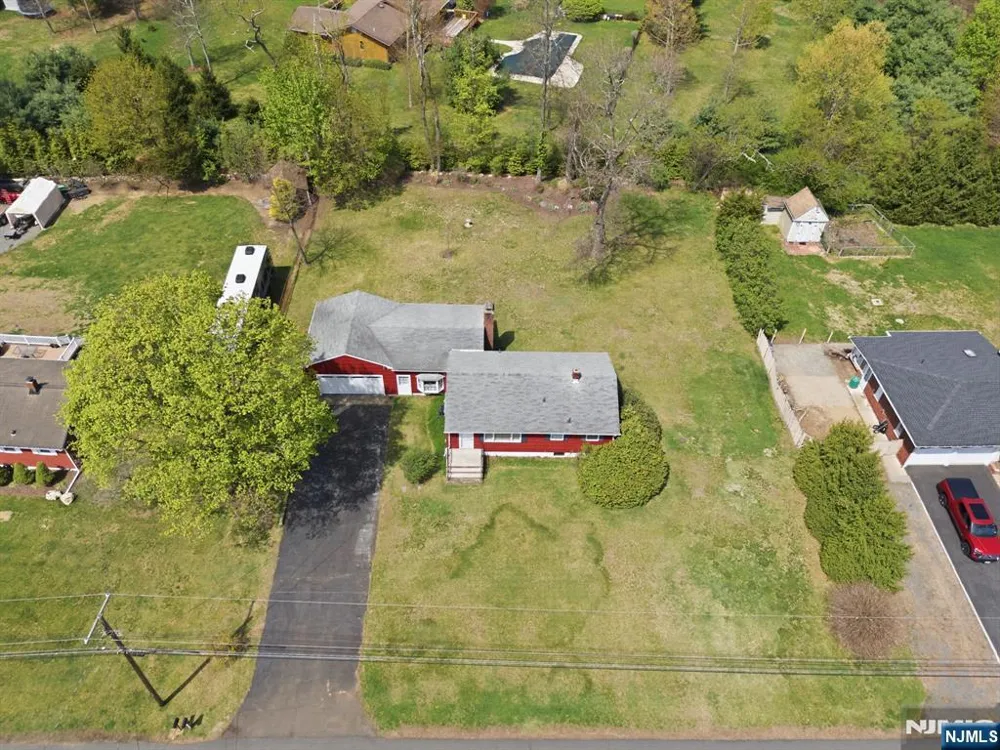 49 Heather Hills Drive Jefferson Township, NJ 07438