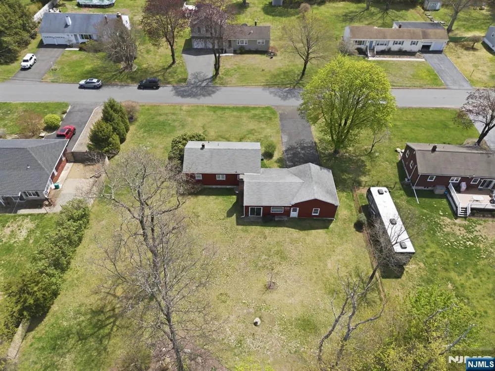 49 Heather Hills Drive Jefferson Township, NJ 07438