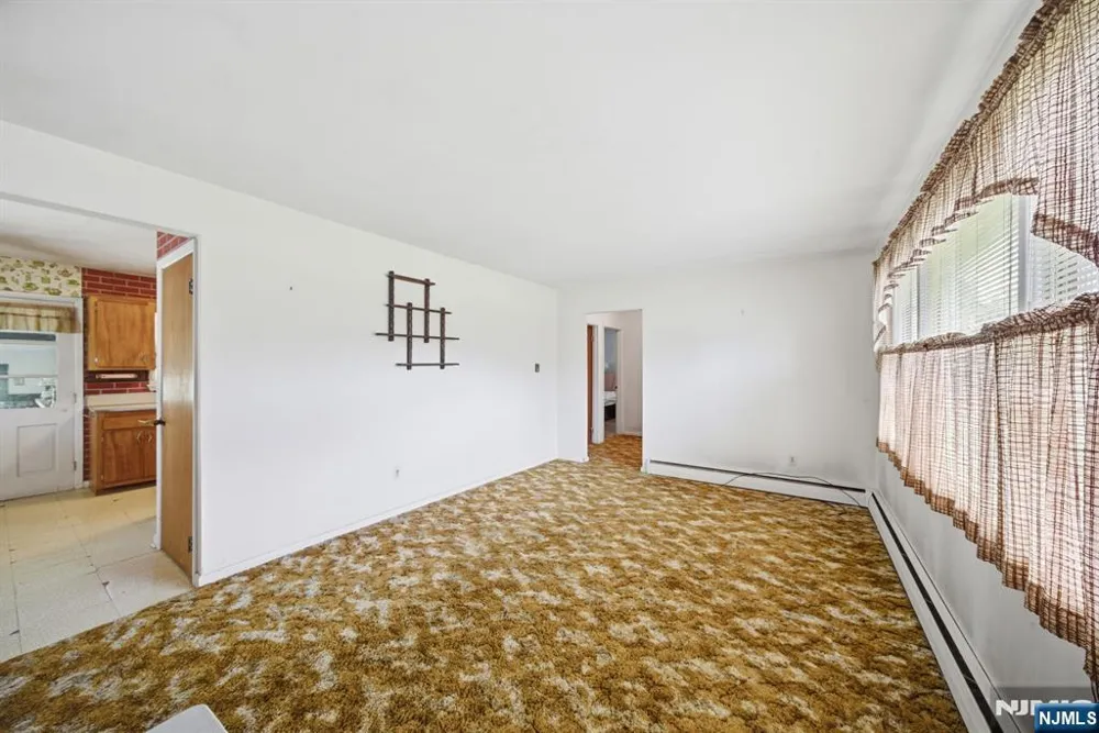 49 Heather Hills Drive Jefferson Township, NJ 07438
