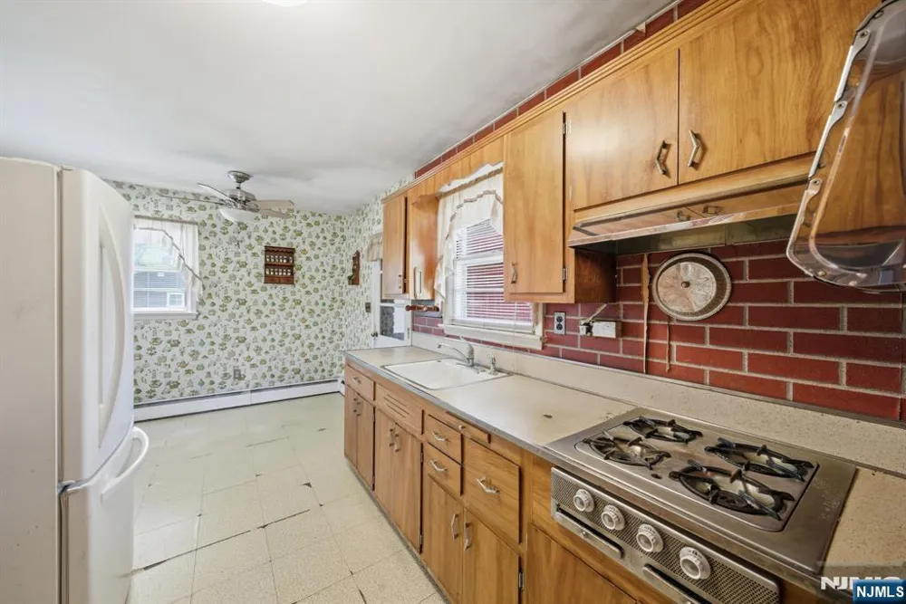 49 Heather Hills Drive Jefferson Township, NJ 07438