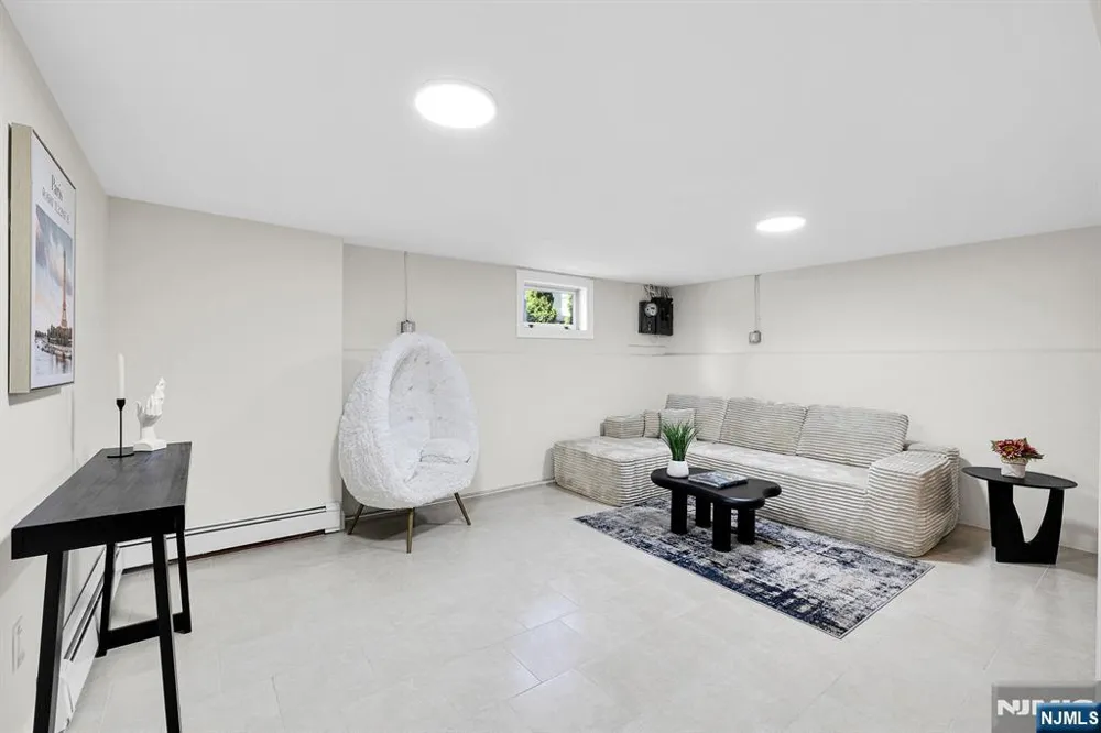 132 Argyle Place Kearny, NJ 07032