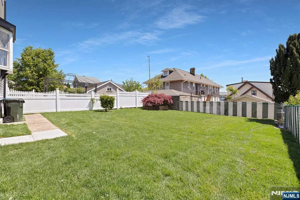 132 Argyle Place Kearny, NJ 07032