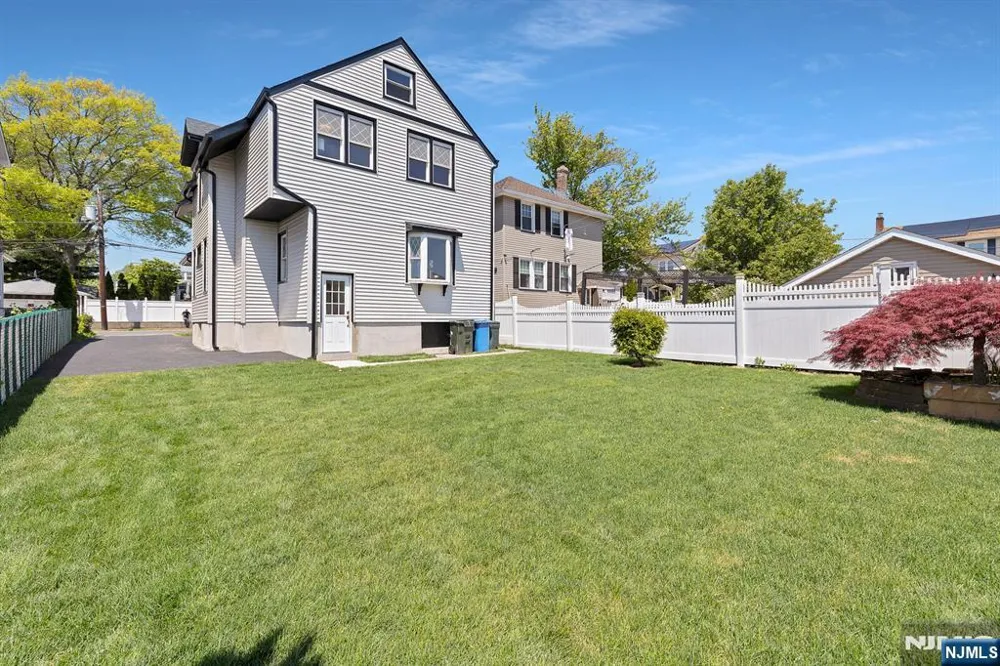 132 Argyle Place Kearny, NJ 07032