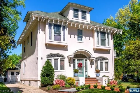 229 Tremont Avenue