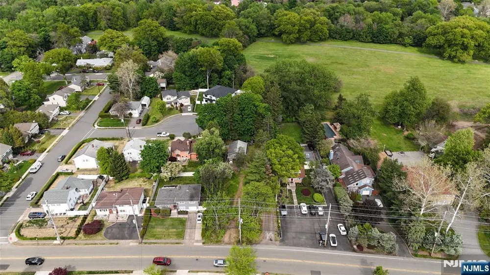 3-23 Saddle River Road Fair Lawn, NJ 07410