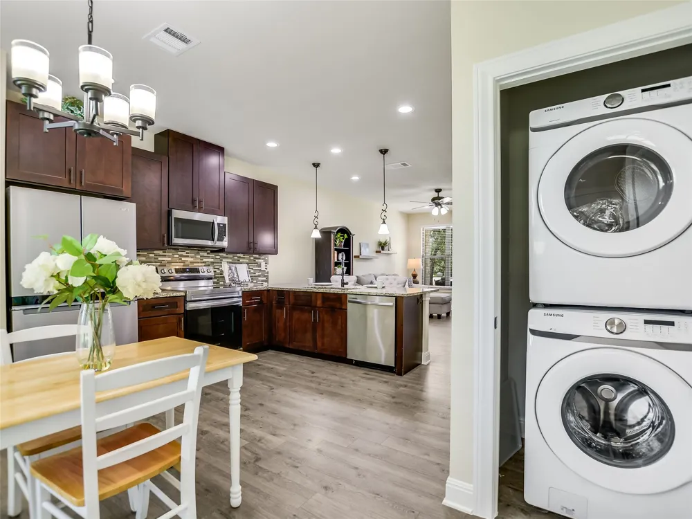 18803 Hogan Circle #16 Point Venture, TX 78645