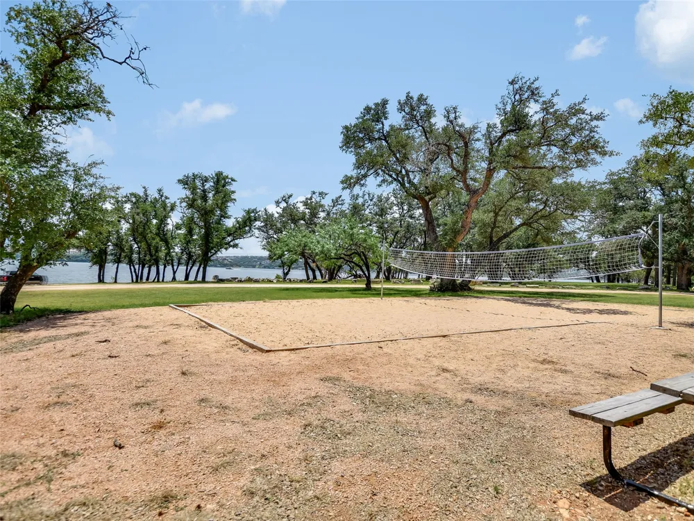 18803 Hogan Circle #16 Point Venture, TX 78645