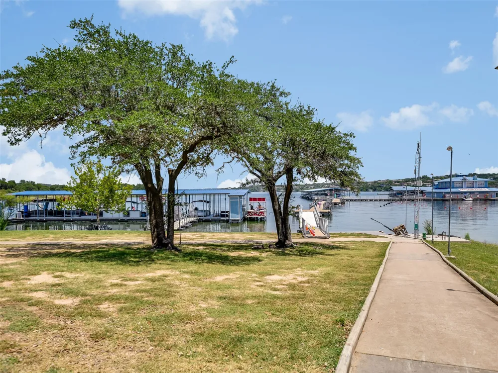 18803 Hogan Circle #16 Point Venture, TX 78645