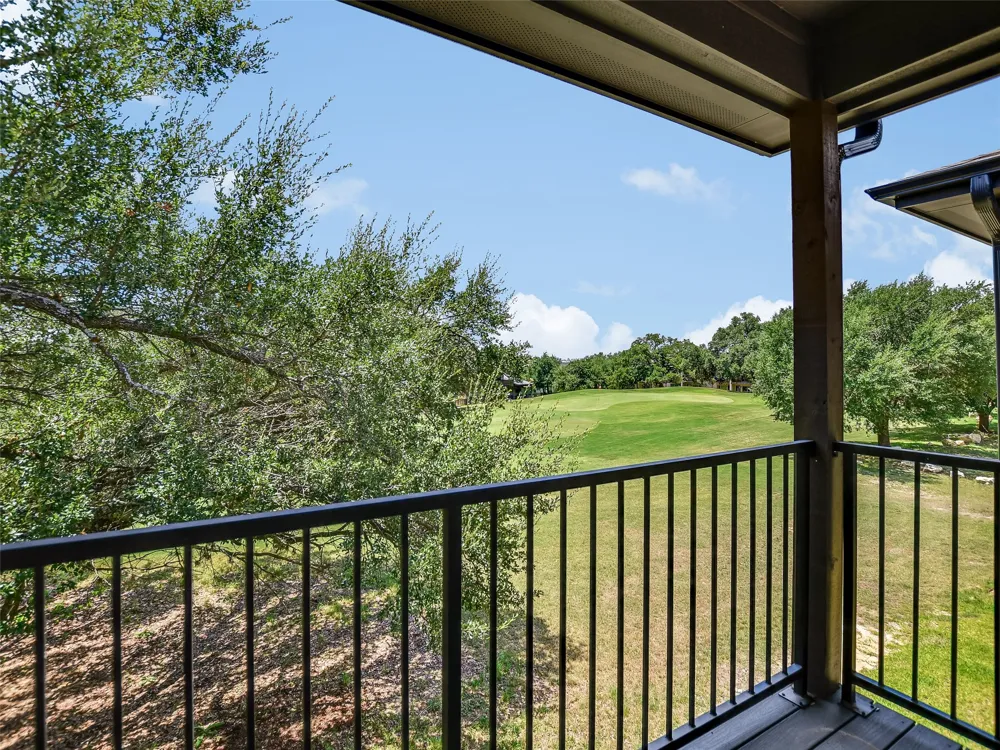 18803 Hogan Circle #16 Point Venture, TX 78645