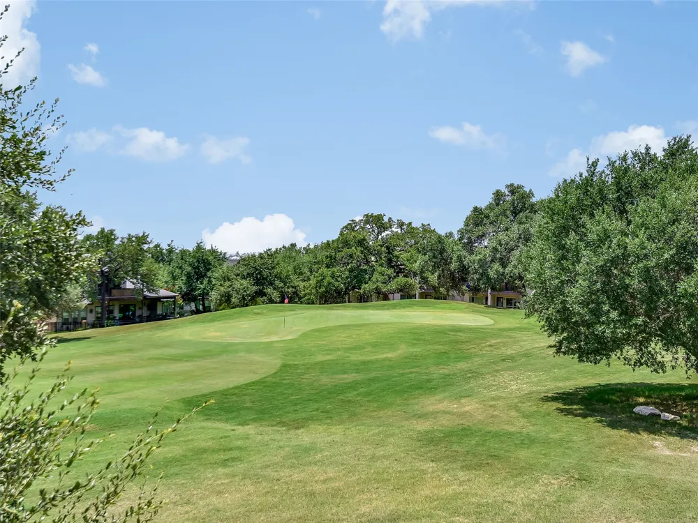 18803 Hogan Circle #16 Point Venture, TX 78645